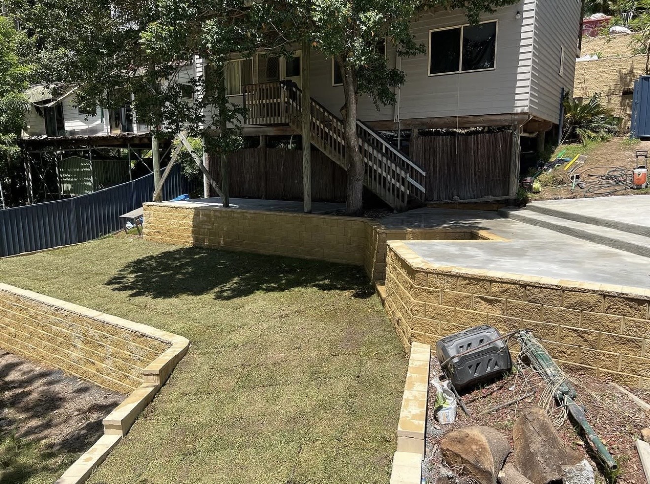 Tiered Sandstone Yard Build